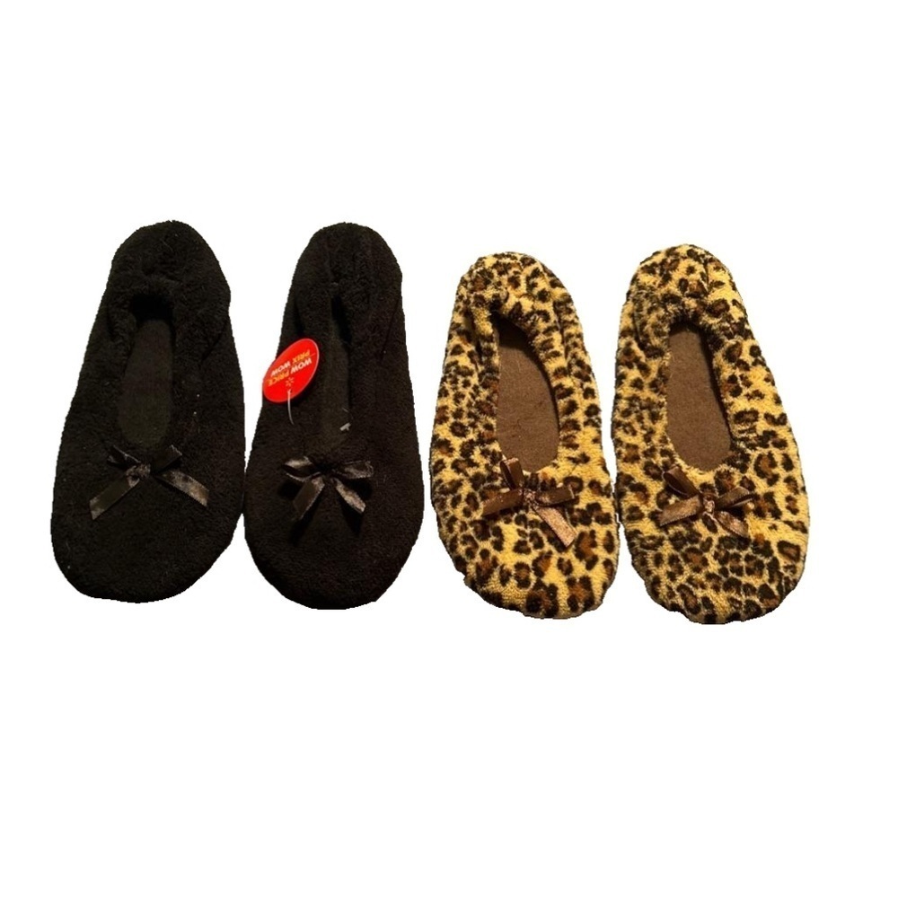 2 Pairs of Slippers Women’s Size 9/10